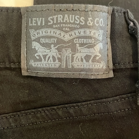 #NWOT Black Levi’s - Picture 8 of 13